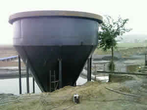 運行罐，工作罐